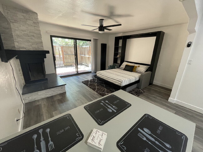 Building Photo - Newly remodeled studio in Lake Tahoe!