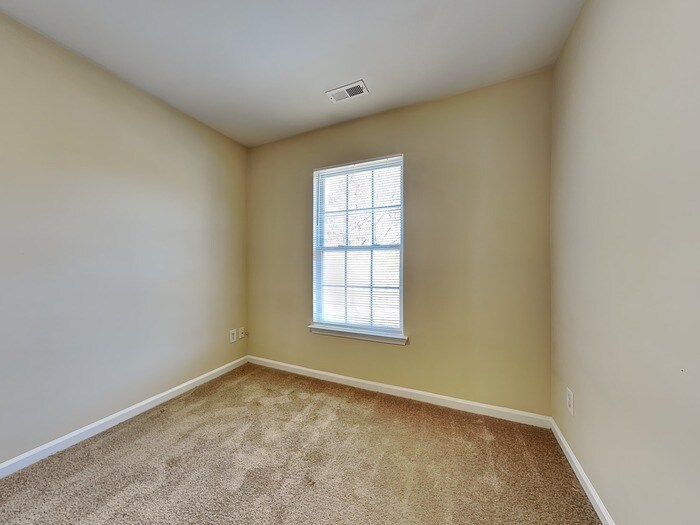 Building Photo - 6227 Dumont Ln