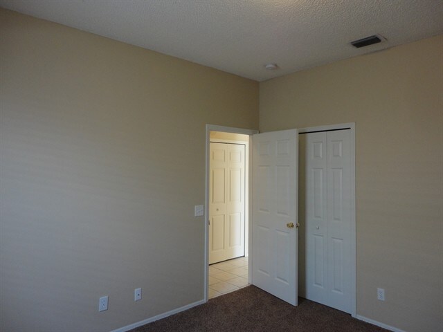 Building Photo - 451 Sand Ridge Dr