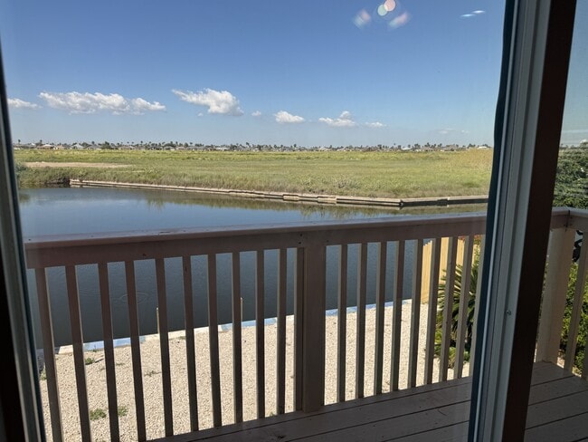 Building Photo - 15209 Cruiser St