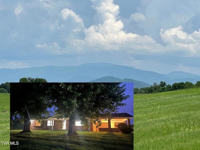 Building Photo - 3655 W Allens Bridge Rd