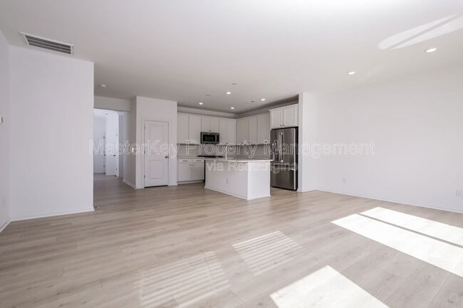 Building Photo - 265 Sweetbay Tree Dr