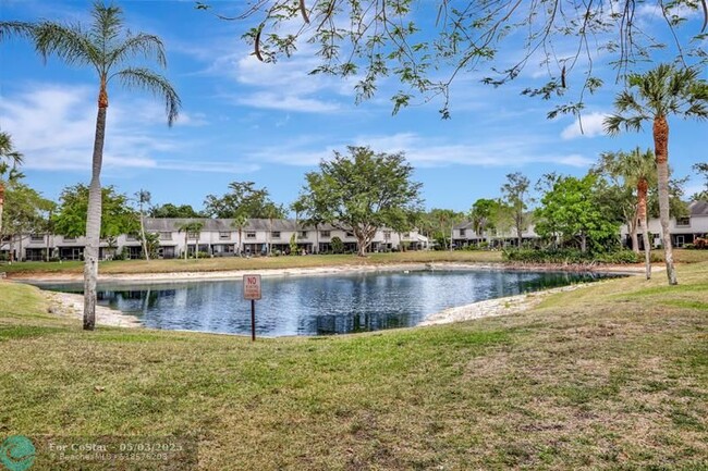 Building Photo - 3395 Carambola Cir