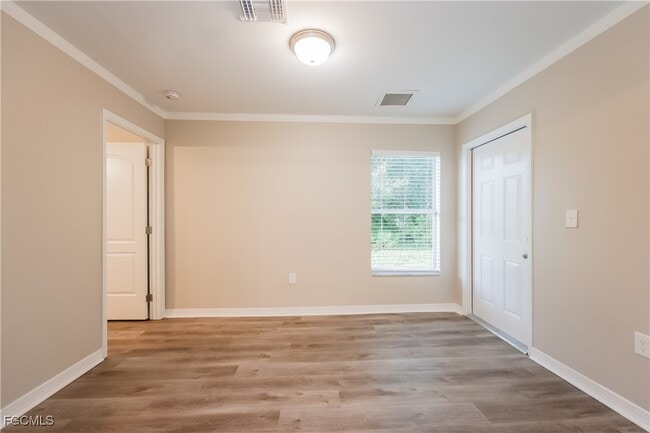 Building Photo - 2614 43rd St W