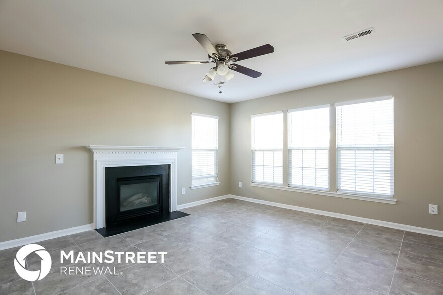 Building Photo - 3955 Thornaby Cir