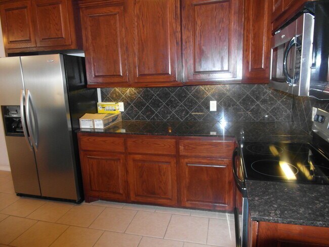 Building Photo - Beautiful Country Home in Cache, OK!!! NO ...