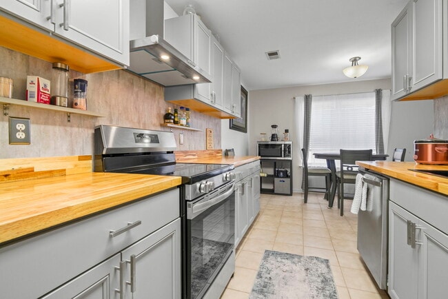 Building Photo - 309 McKendree Ln