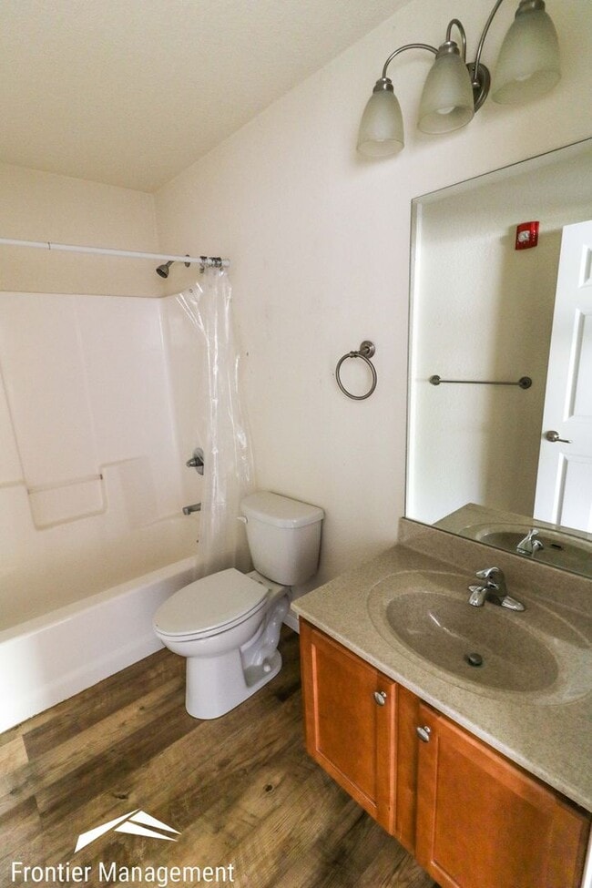 Building Photo - 914 Vattier Street