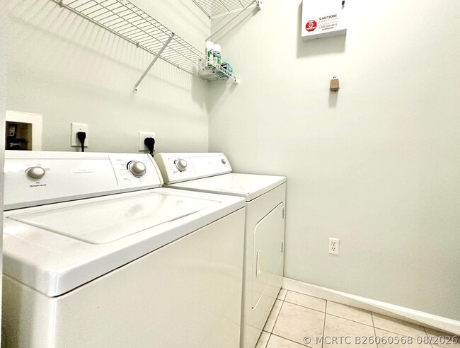 Building Photo - 4600 SW 160th Ave