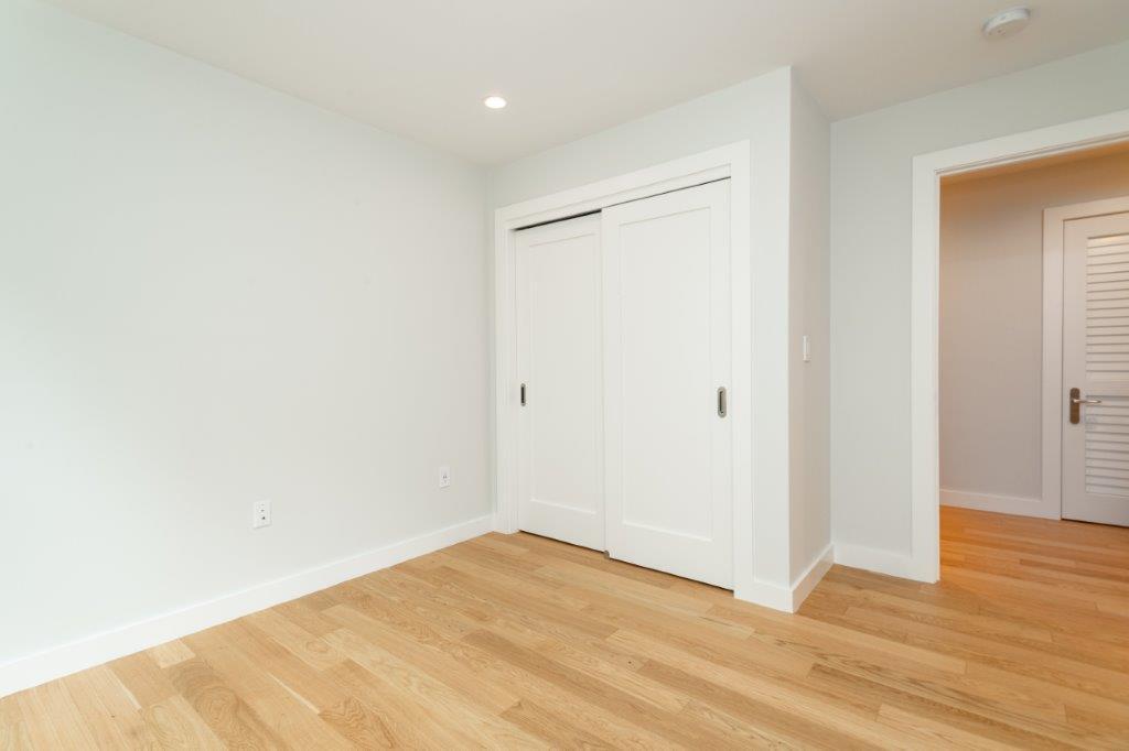 Building Photo - 123 Highland Ave