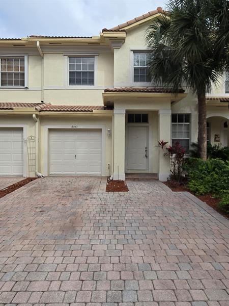 Building Photo - 8531 SW 25th Ct