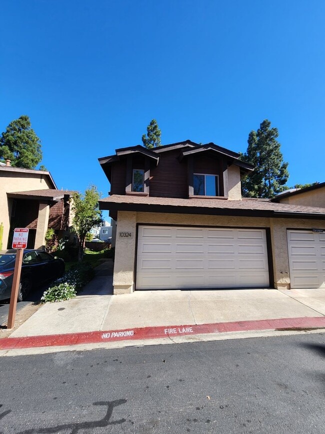 Building Photo - 4 BD/2.5 BA Two Story Townhouse in Timberlane HOA