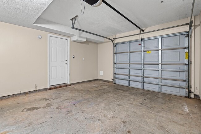 Building Photo - 57 Lake Shore Dr