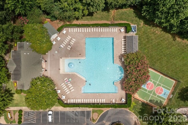 Building Photo - 18714 Coverdale Ct