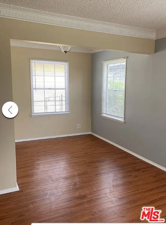 Building Photo - 5913 Overhill Dr