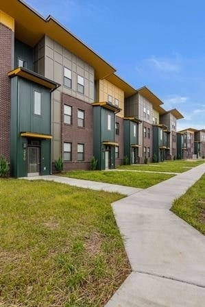 Primary Photo - Harper Cove Flats