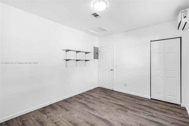 Building Photo - 8430 NW 15th Ct