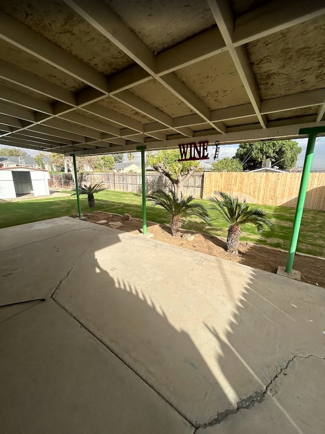 Building Photo - 7001 College Ave