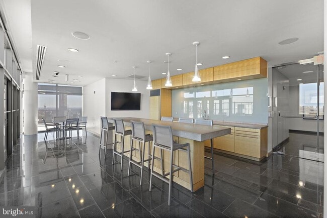 Building Photo - 1536 N Scott St