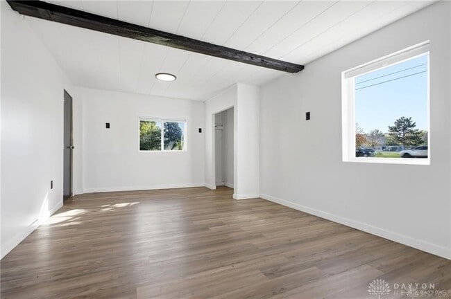 Building Photo - 2512 Harshman Rd