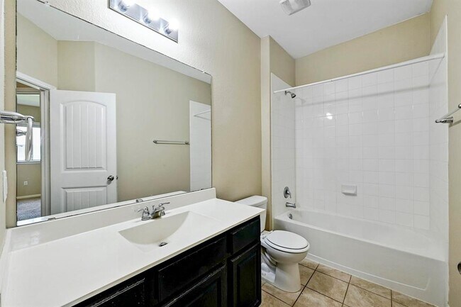 Building Photo - 1133 Tailwater Cv