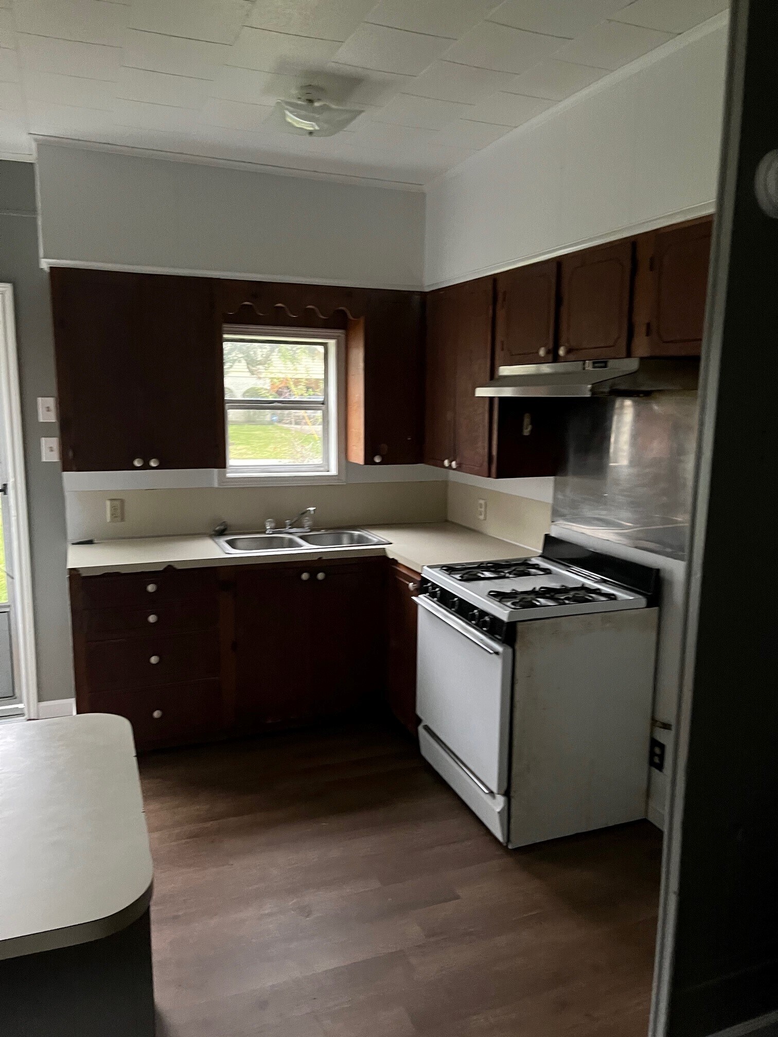 Building Photo - 710 Reed Ave