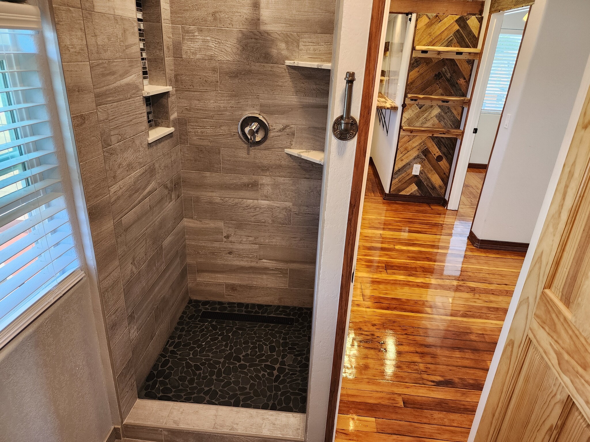 Building Photo - 3684 43rd St