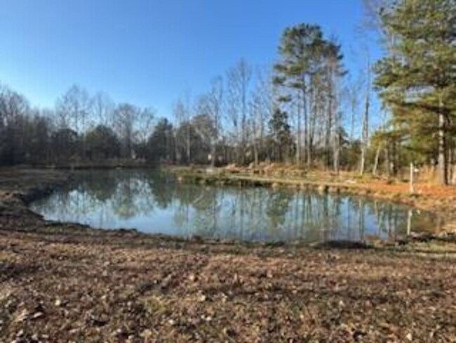 Building Photo - 4391 GA-225