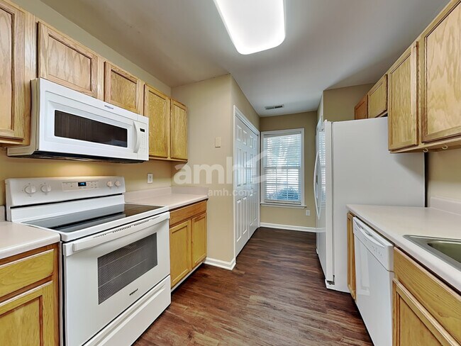 Building Photo - 1621 Harper Spring Drive