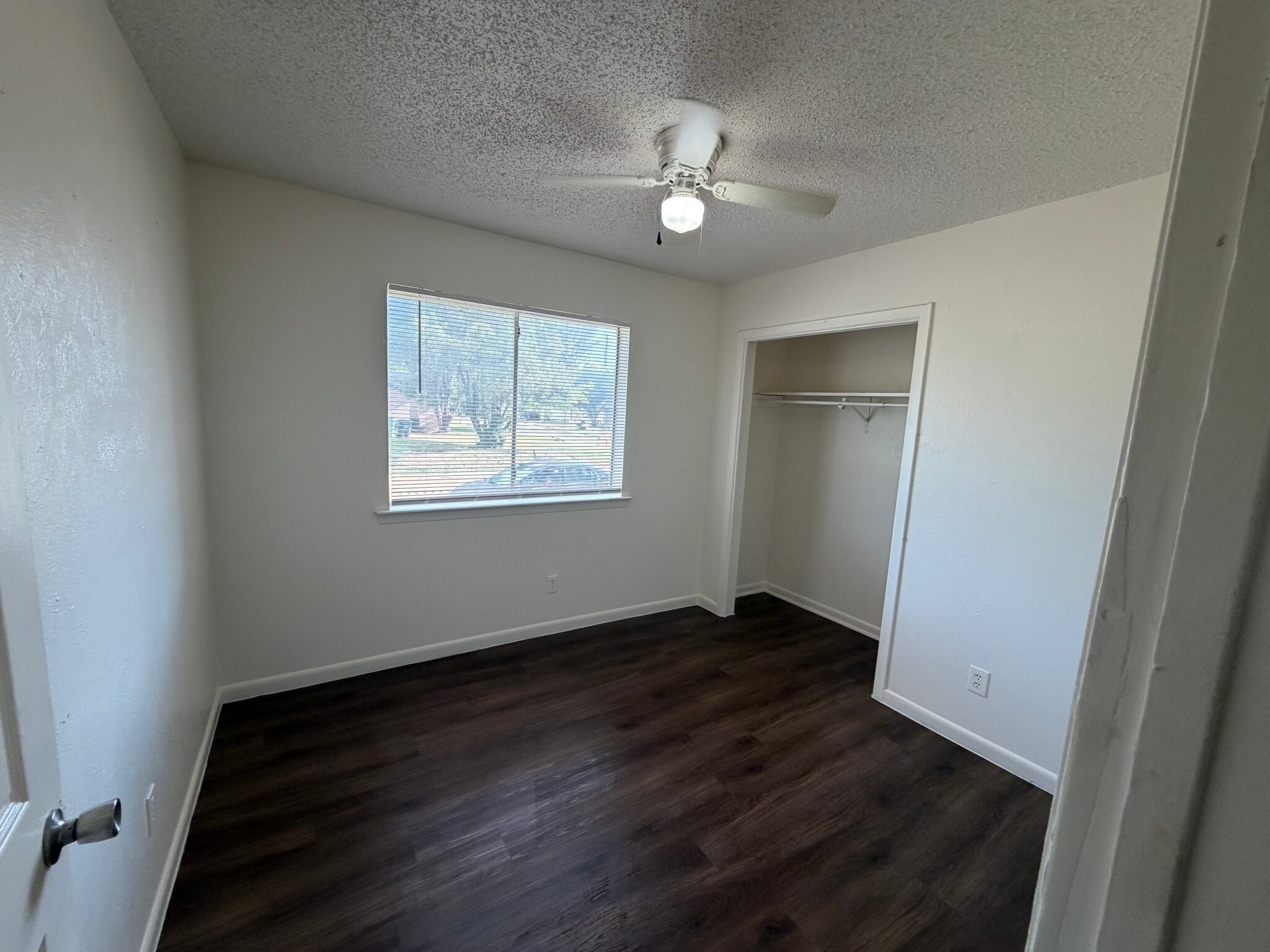 Building Photo - 3920 Redstone Rd