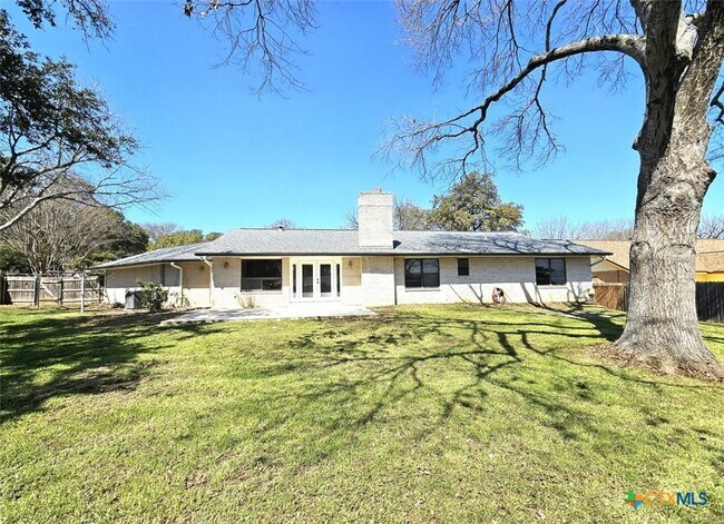 Building Photo - 118 Richardson Dr