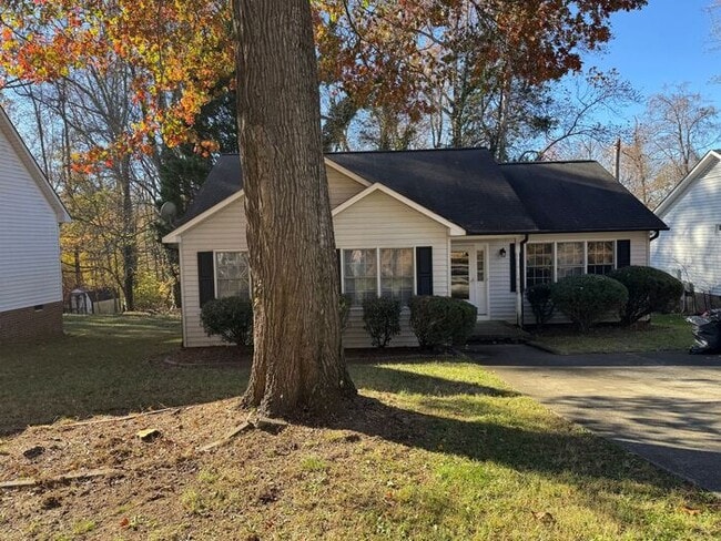 Building Photo - Nice Home in southwest Kannapolis!