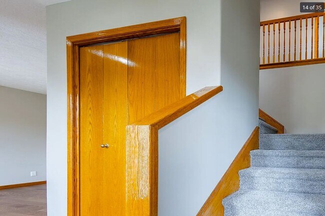 Building Photo - Gretna Gem: 4 Bedroom Home with Room to Grow