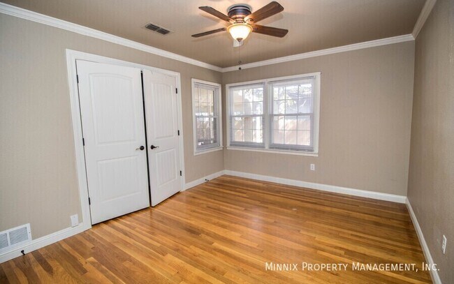 Building Photo - 4303 43rd St