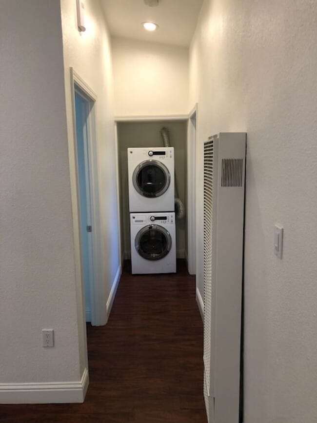 Building Photo - 1 bedroom apartment