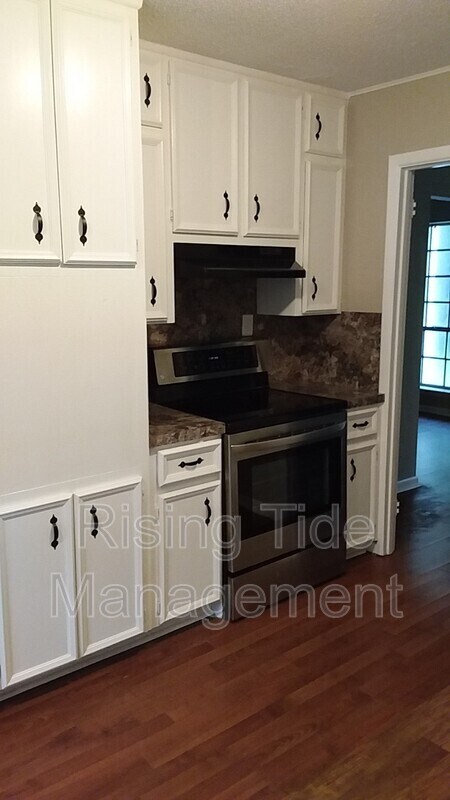 Building Photo - 2743 Lee Meadows Dr