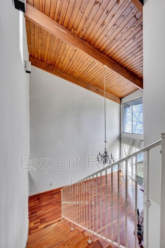 Building Photo - 18 Berrywood Dr