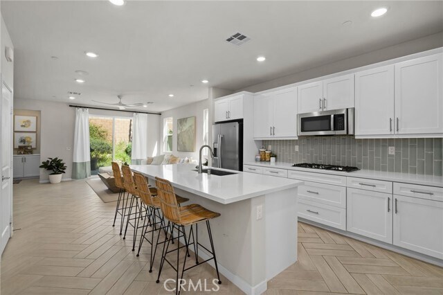 Building Photo - 2571 Pheasant Wy