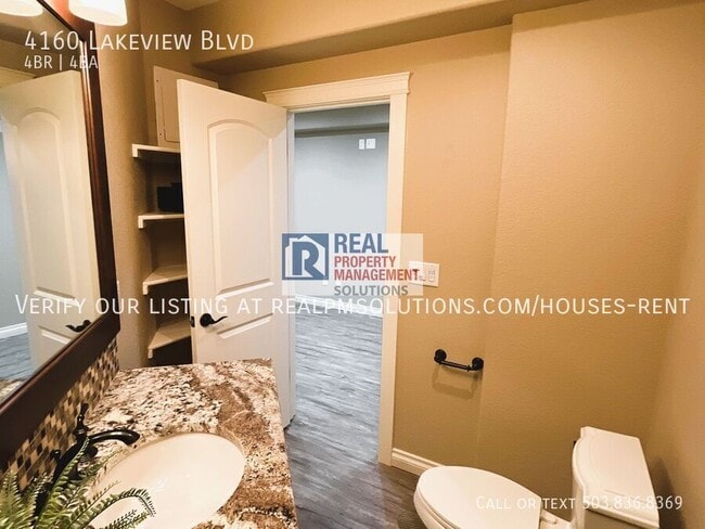 Building Photo - 4160 Lakeview Blvd