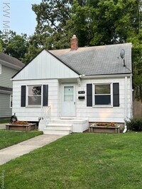 Building Photo - 1414 Owana Ave