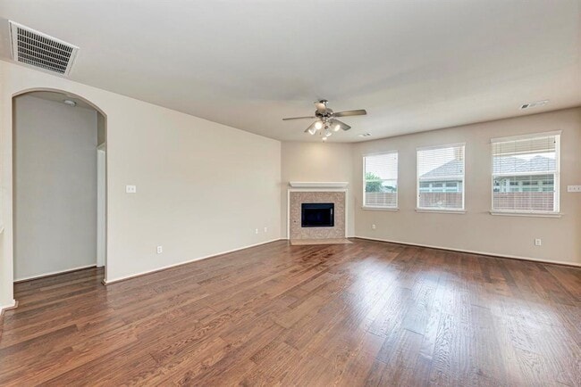 Building Photo - 11512 Shadow Creek Dr
