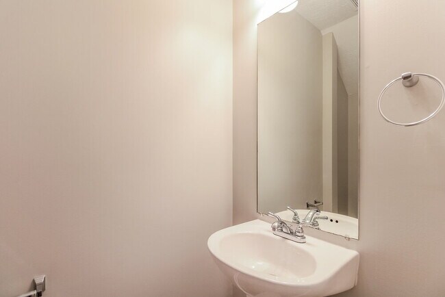 Building Photo - 116 David Bolin Dr