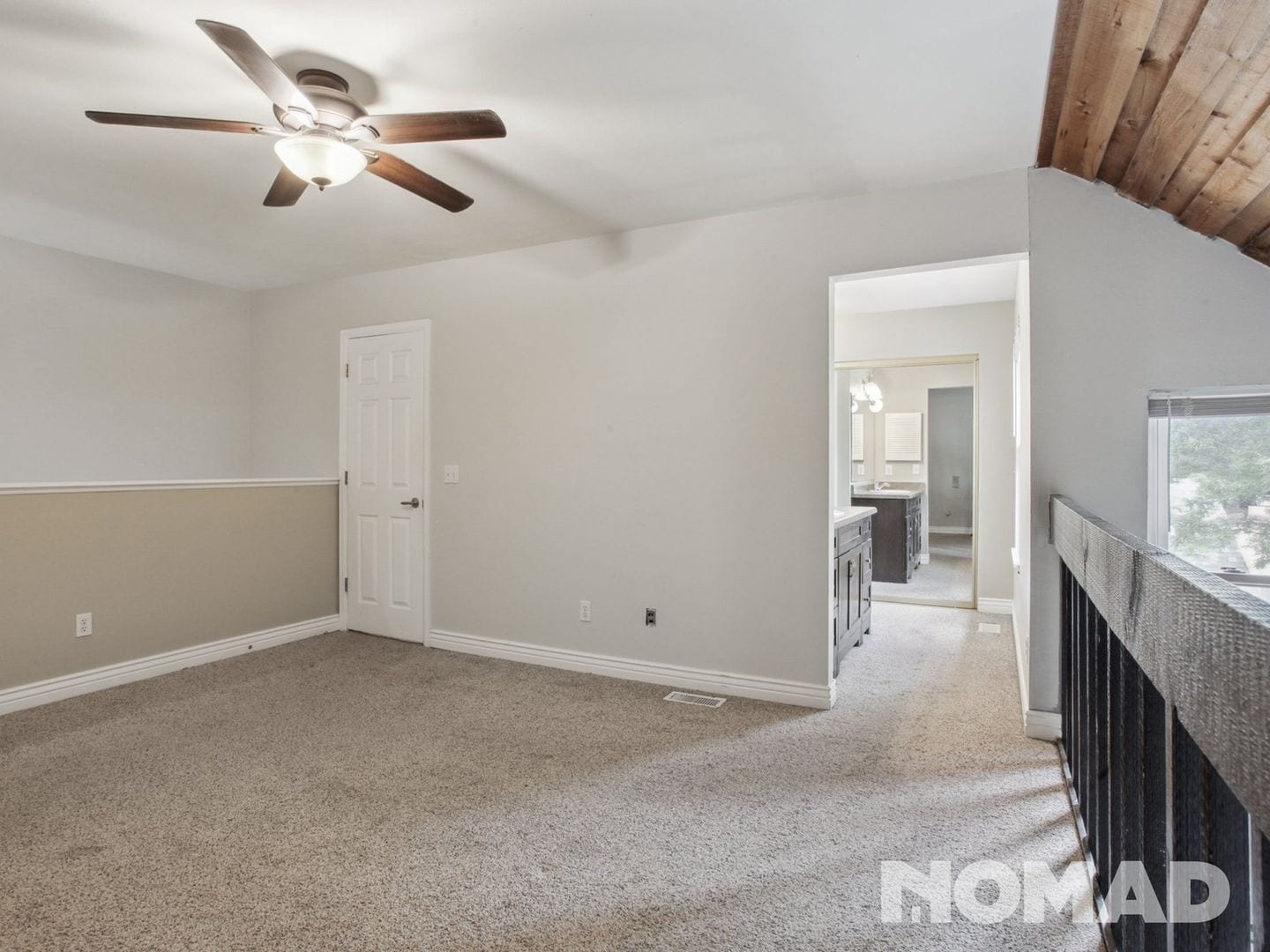 Building Photo - 2629 S Xanadu Way