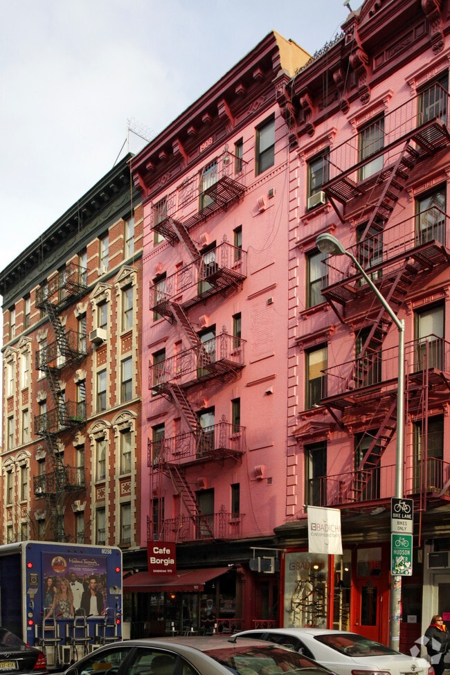 Primary Photo - 161 Prince St