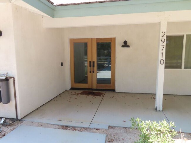 Building Photo - 29710 Vallejo Ave
