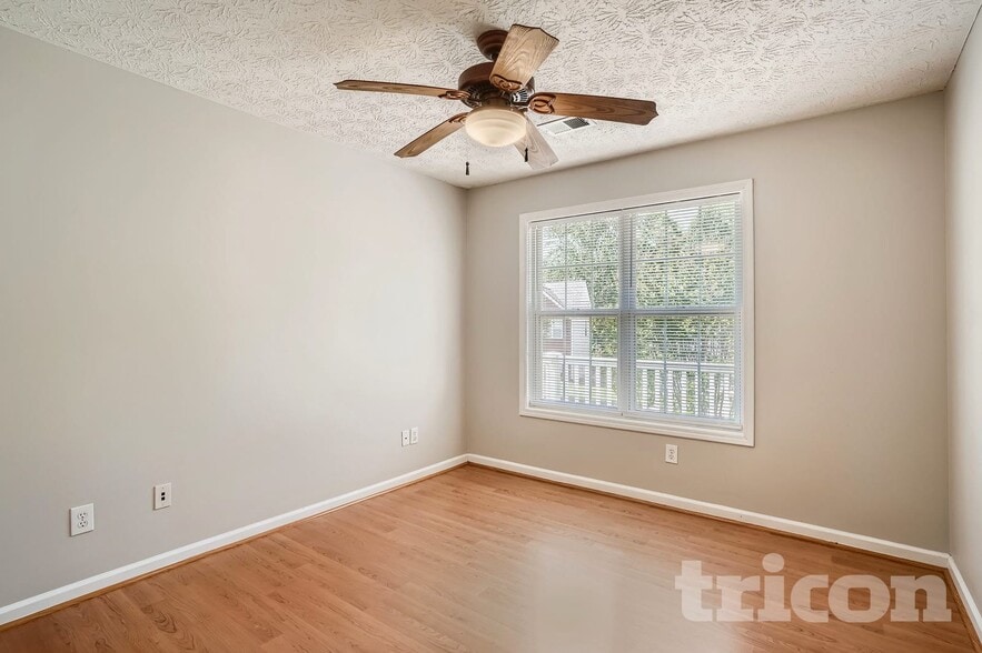 Building Photo - 2047 Ridgestone Landing SW