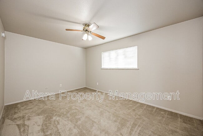 Building Photo - 3459 Springnite Dr