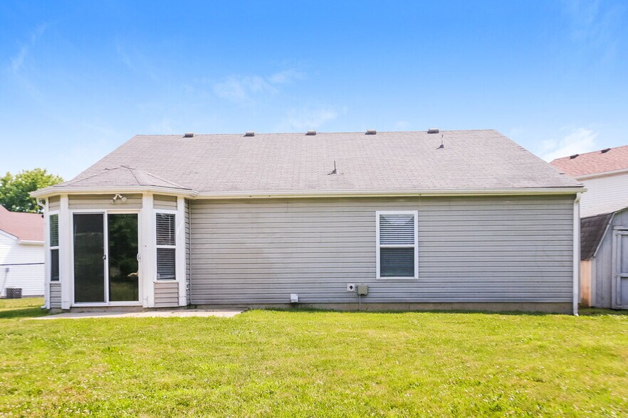 Building Photo - 10673 Hoosier Ct