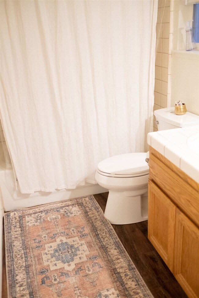 Building Photo - 2120 Boyden Dr