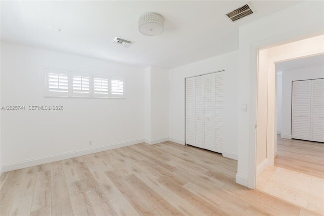 Building Photo - 2101 NE 63rd St